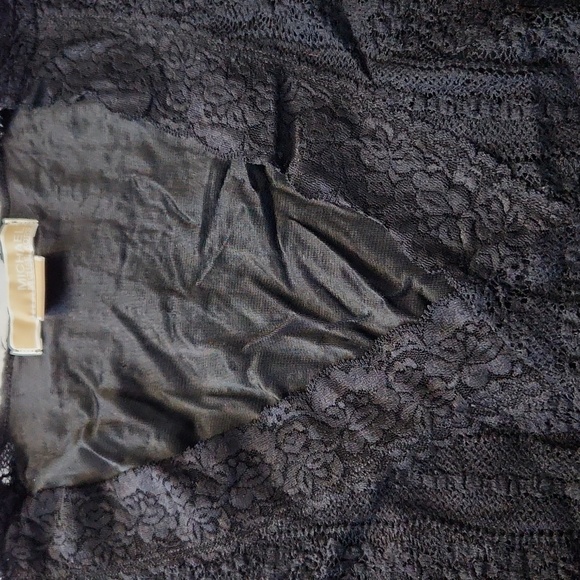 Michael Kors Lace Sheer Deep V-Neck Sleeveless Top - Picture 5 of 8